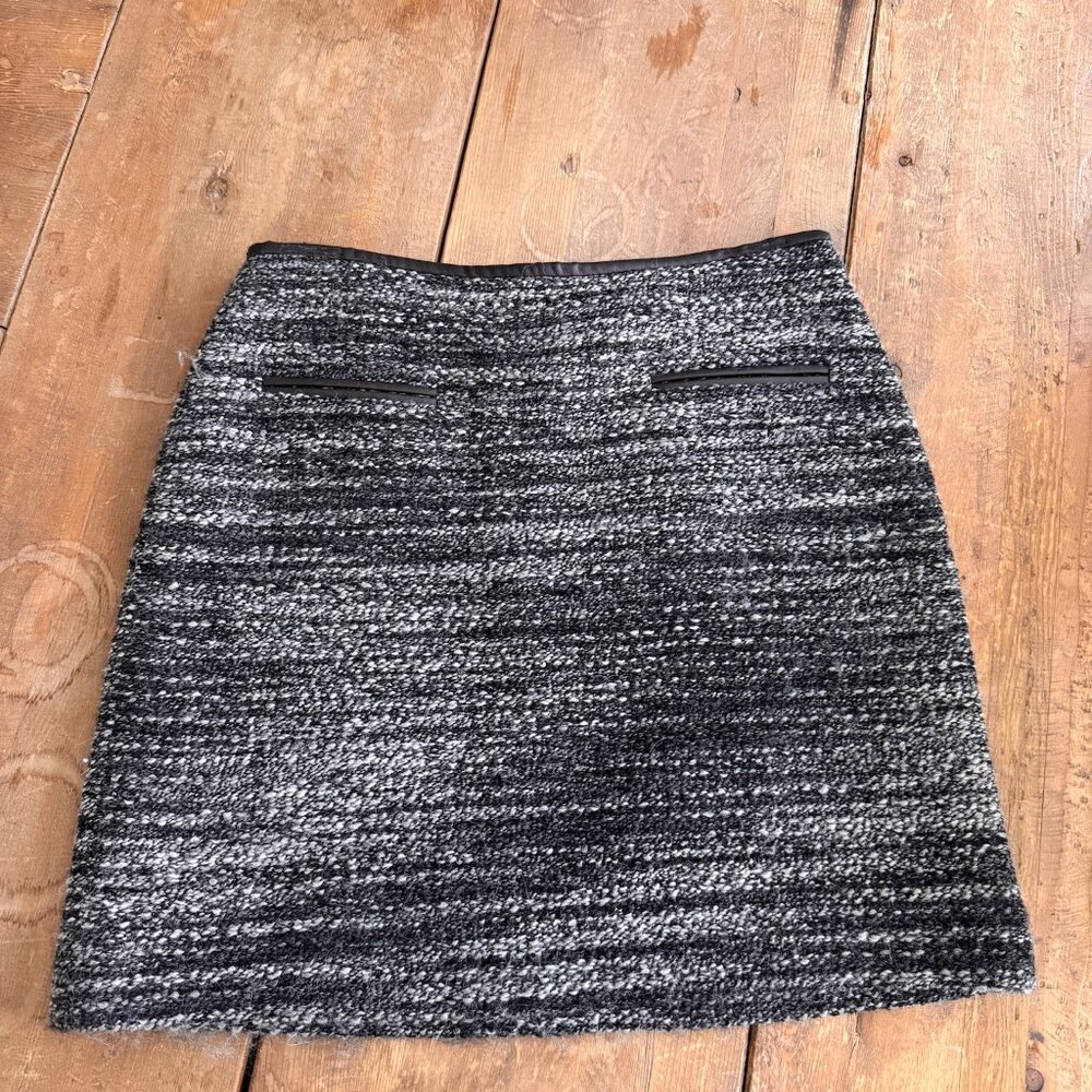 Club Monaco Stephanie Tweed Boucle Leather Skirt